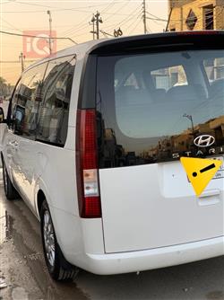 هيونداي ستاريا